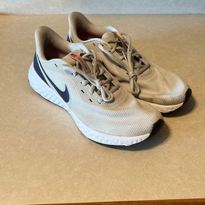 Nike Revolution Running Shoes